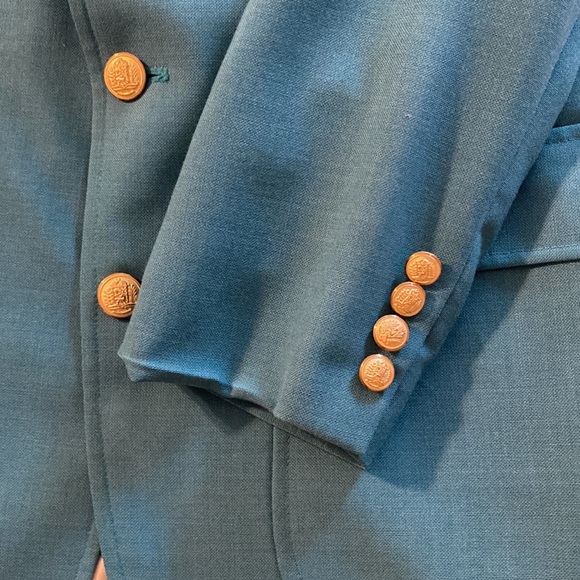 Blazer - Picture 2 of 5